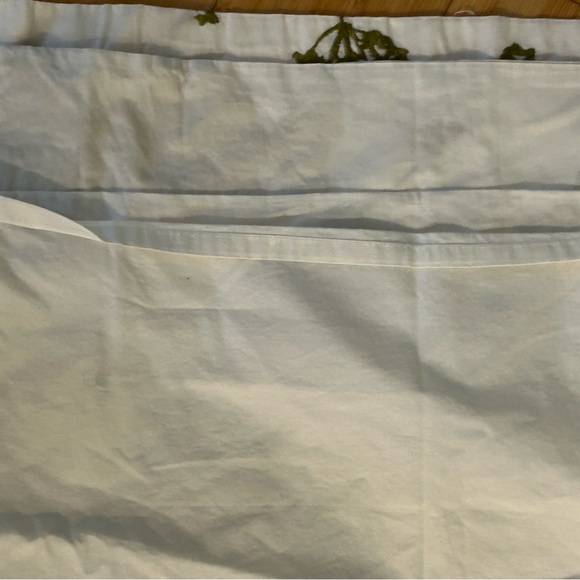 Margaret Muir pillow shams set of two - Picture 3 of 7